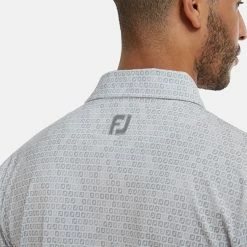 FootJoy Digital Camo FJ Print Lisle Golf Polo Shirt -Golf Shirts Sales FootJoy SS22 Digital Camo FJ Print Lisle Golf Polo Shirt Grey 88438 Front model 2