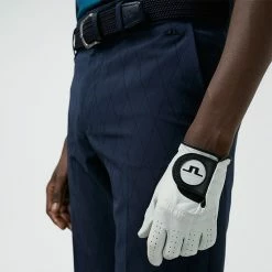 Jlindeberg J.Lindeberg Active Argyle Golf Shorts -Golf Shirts Sales J.Lindeberg SS22 Active Argyl Golf Short P1345071 Navy Model 3