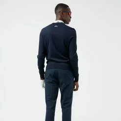 Jlindeberg J.Lindeberg Gus Golf Sweater 13 Jlindeberg J.Lindeberg Gus Golf Sweater -Golf Shirts Sales J.Lindeberg SS22 Gus Golf Sweater GMKW05753 6855 Code SWLIN060 M JL Navy White Model 3