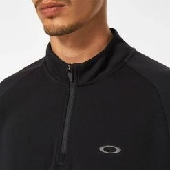 Oakley Range 2.0 1/4 Zip Golf Pullover -Golf Shirts Sales Oakley SS21 Range Pullover 2.0 Sweater 400205 02E Code SWOAK086 Blackout Model 2