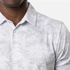 TravisMathew Stay On Target Golf Polo Shirt 12 TravisMathew Stay On Target Golf Polo Shirt -Golf Shirts Sales Travis Mathew SS21 Stay On Target Golf Polo Shirt 1MW104 Code SHTRA045 White Model 2